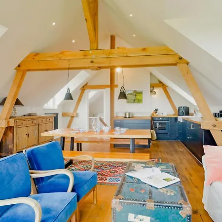 Experience The Uckermark From The Old Hayloft Дом отдыха