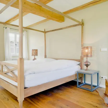 Дом отдыха Experience The Uckermark From The Old Hayloft