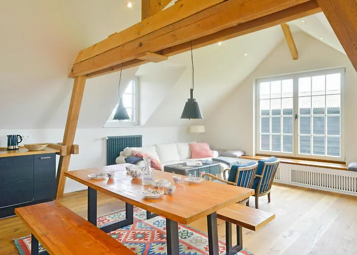 Experience The Uckermark From The Old Hayloft Дом отдыха Weggun