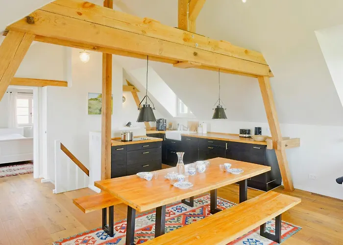 Experience The Uckermark From The Old Hayloft Дом отдыха Weggun